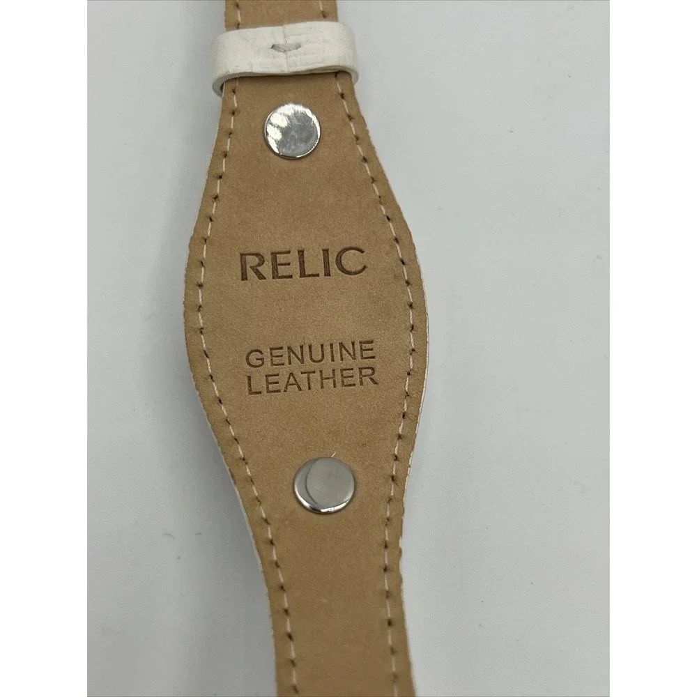 Women's Relic‎ Watch White Leather Bund Band 25mm Silver Tone Case